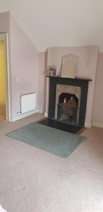 2 Bed Courtyard Apartment At Rockfield House Kells In Meath - Short Term Let Dış mekan fotoğraf