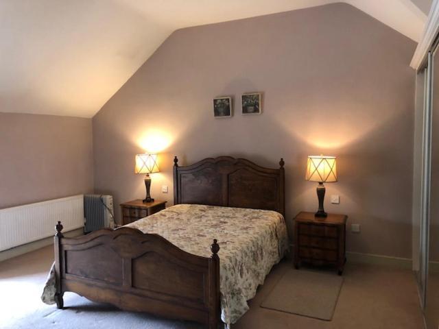 2 Bed Courtyard Apartment At Rockfield House Kells In Meath - Short Term Let Dış mekan fotoğraf